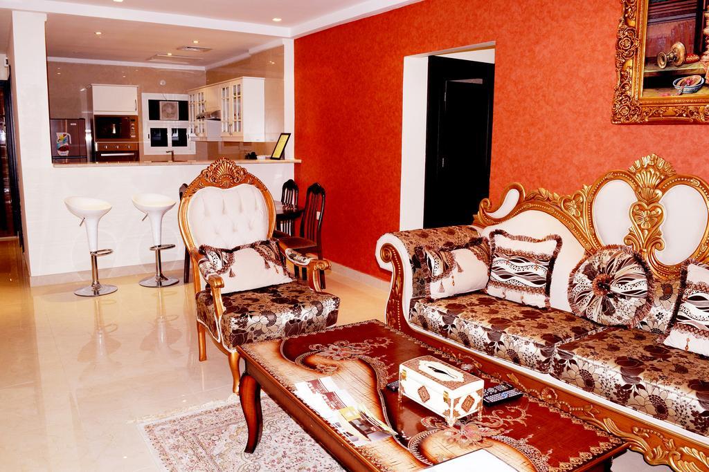 Leaders Plaza Apartments Kuwait City Zimmer foto