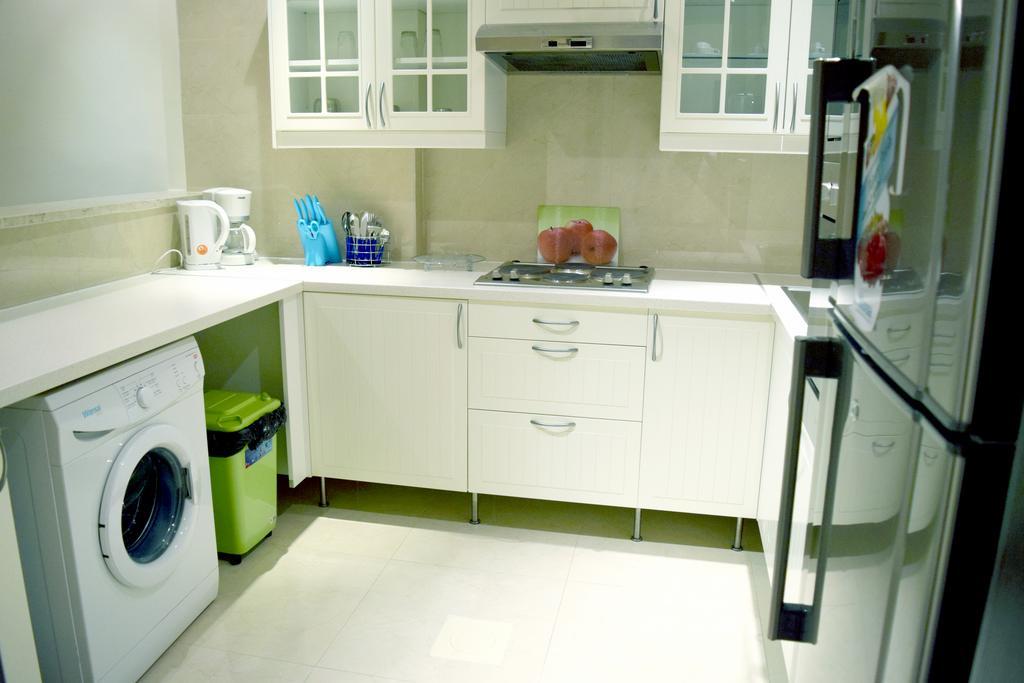 Leaders Plaza Apartments Kuwait City Zimmer foto