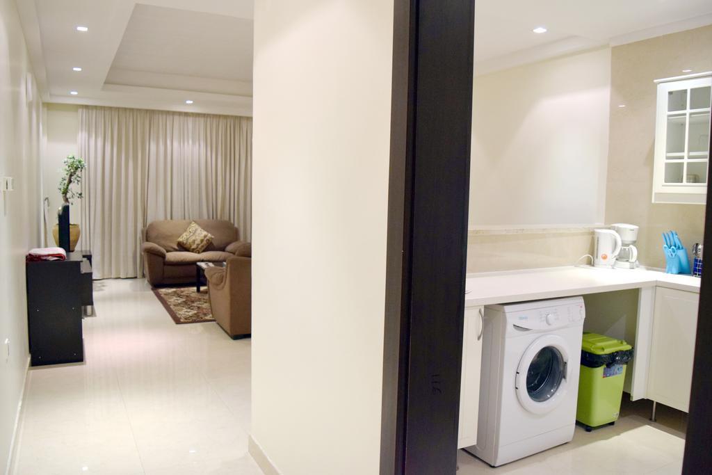 Leaders Plaza Apartments Kuwait City Zimmer foto