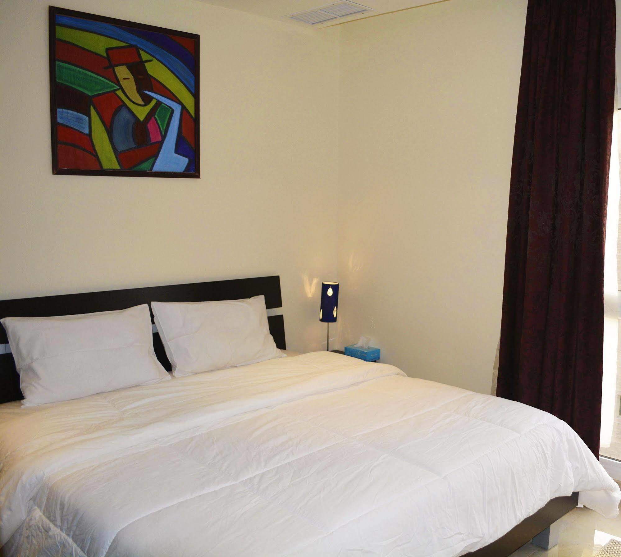 Leaders Plaza Apartments Kuwait City Exterior foto