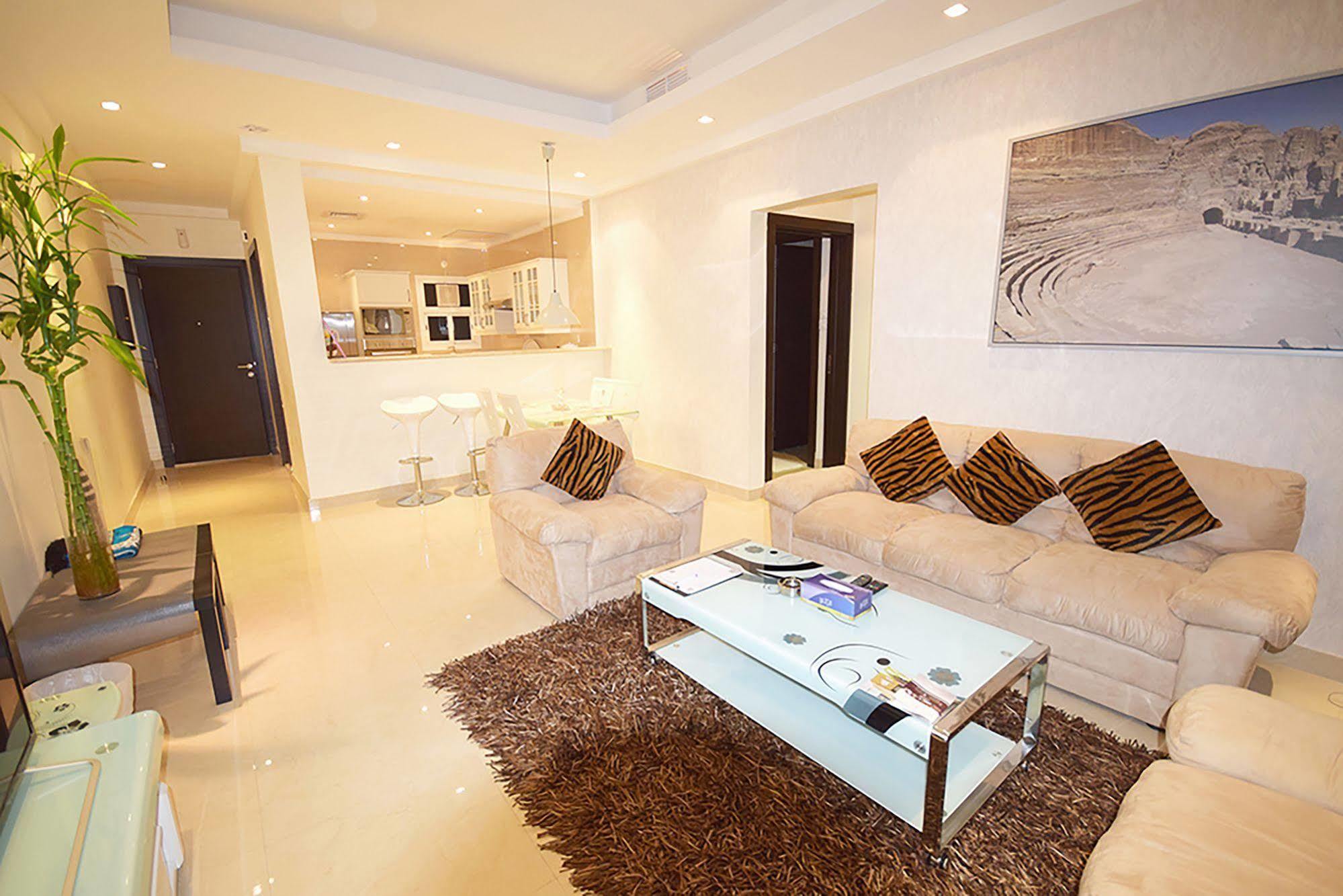 Leaders Plaza Apartments Kuwait City Exterior foto