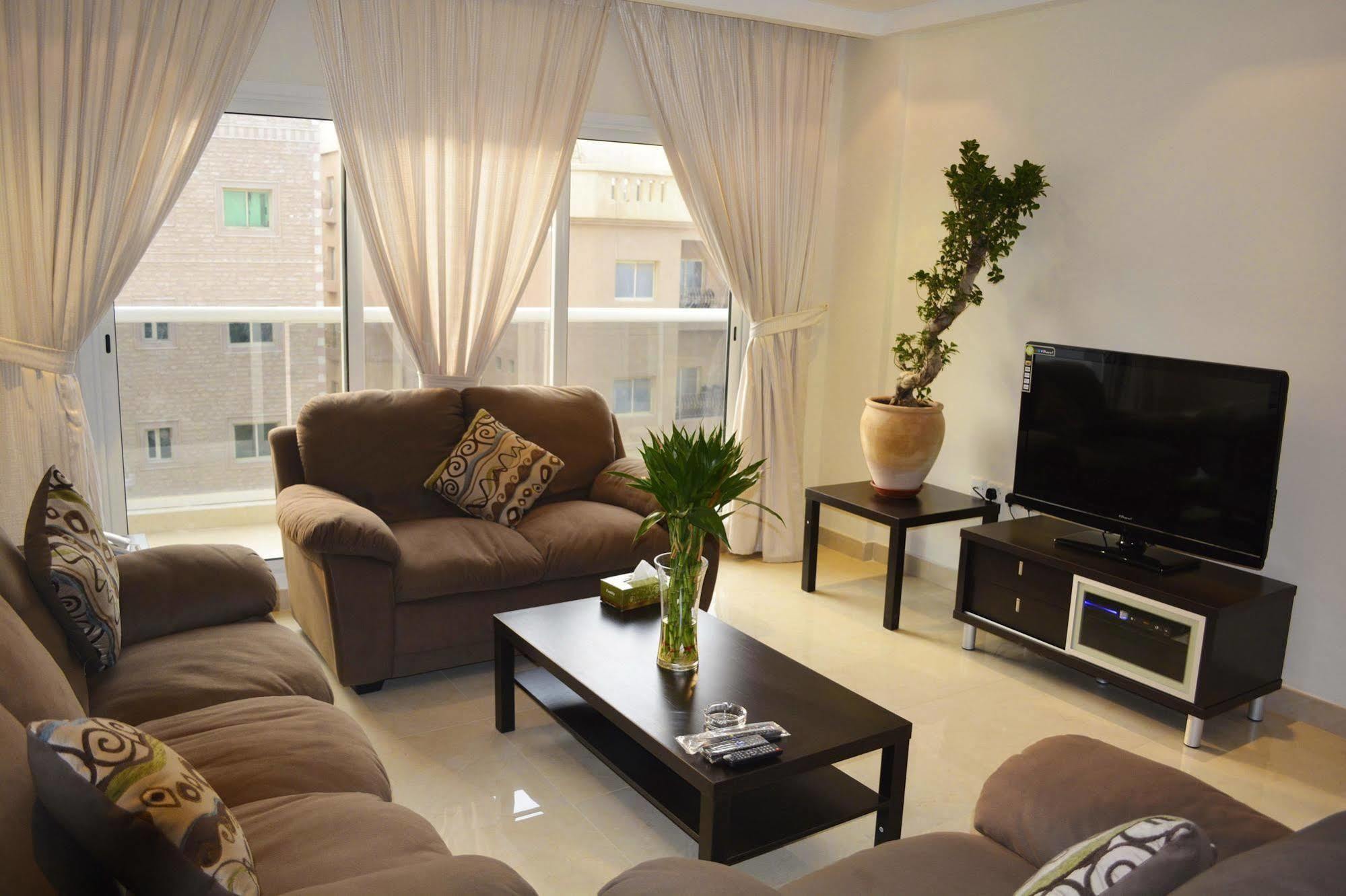 Leaders Plaza Apartments Kuwait City Exterior foto