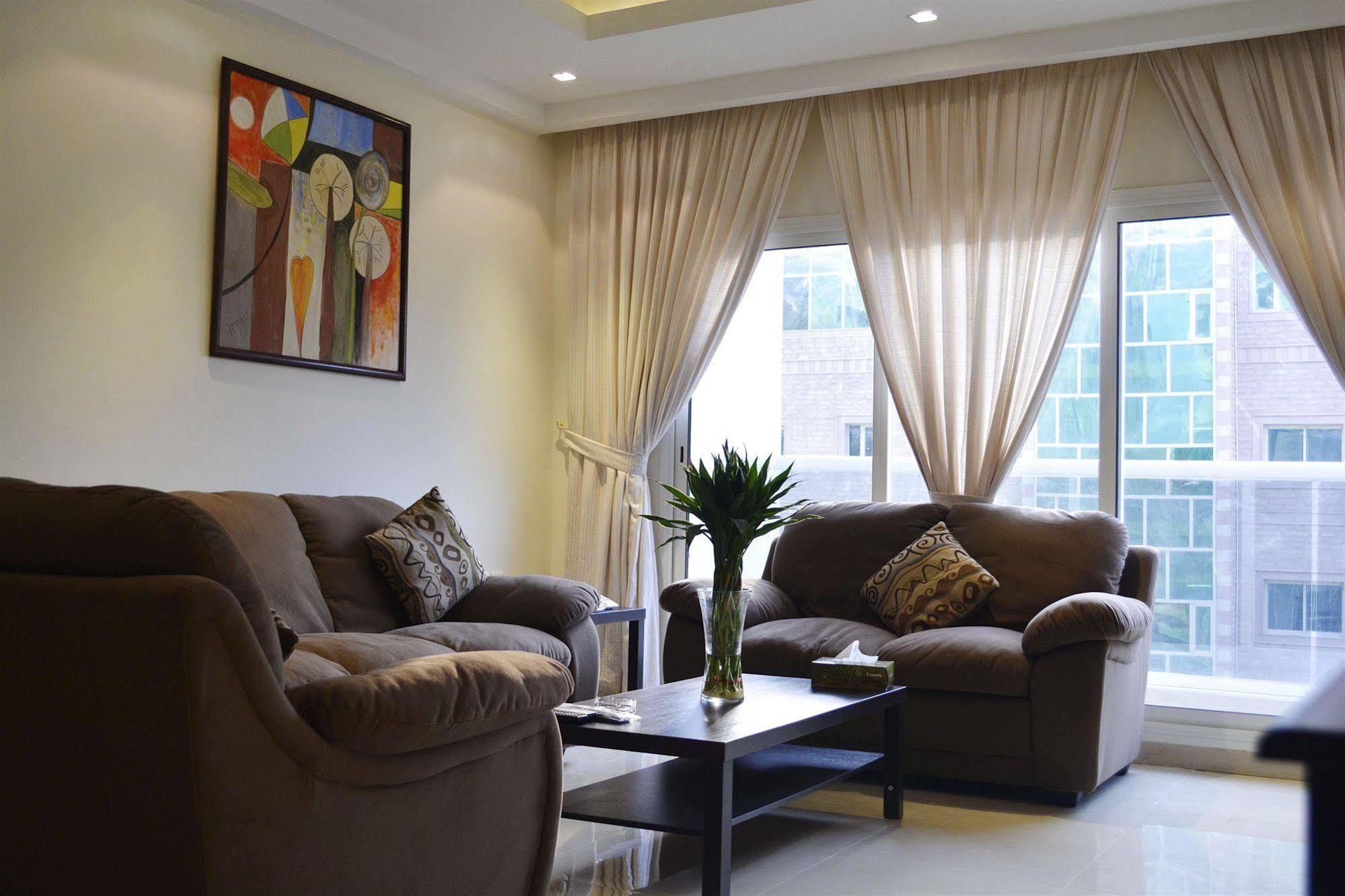 Leaders Plaza Apartments Kuwait City Exterior foto